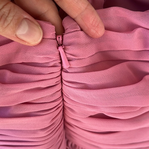 Bill Levkoff Knee Length Mauve Strapless Pleated Gown Dress. Size 10 - Picture 6 of 11